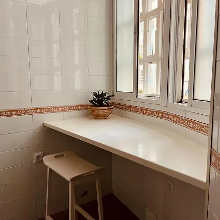 Vivienda Junto A La Feria De *